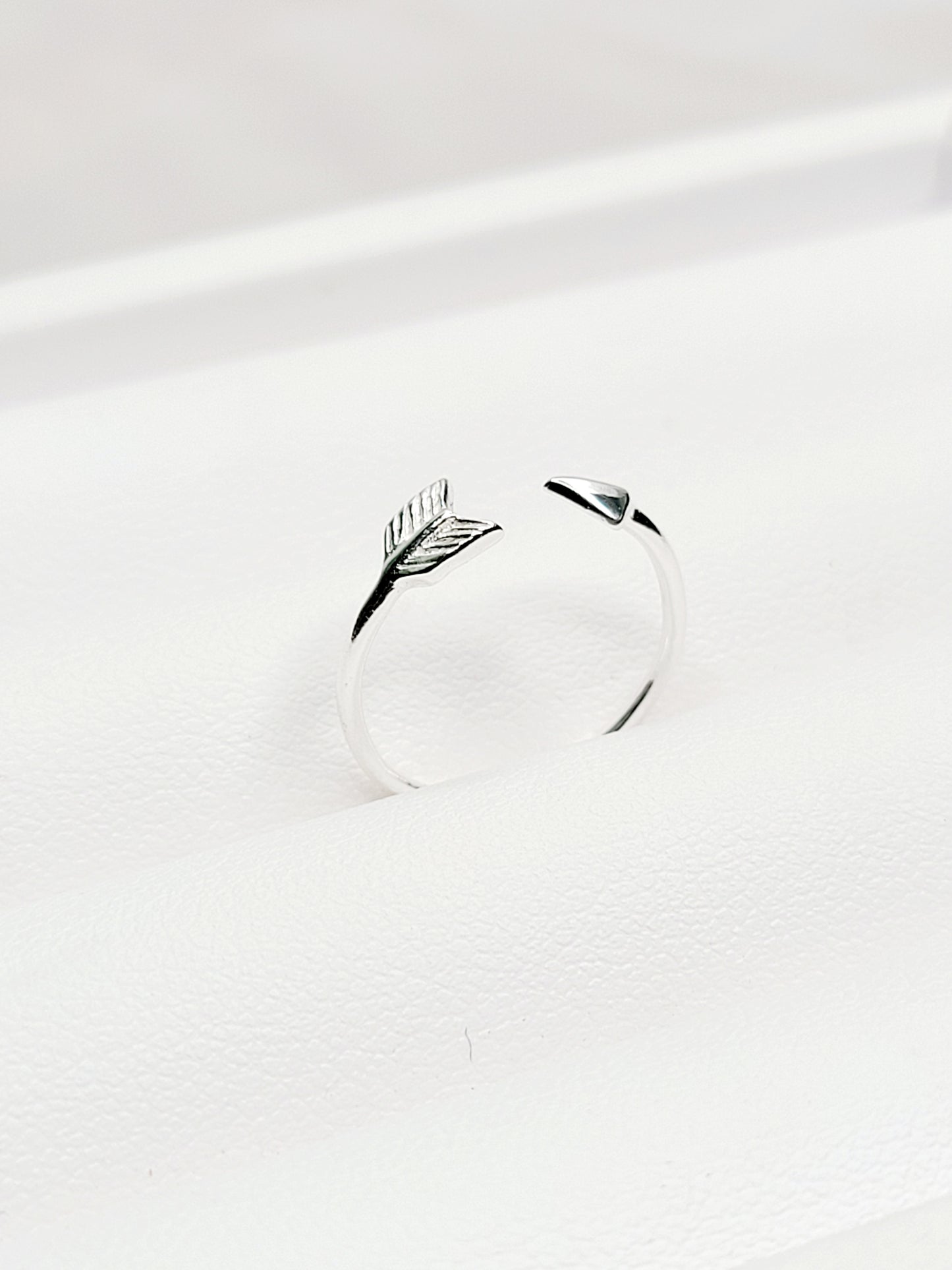 Sterling Silver Arrow Midi Ring