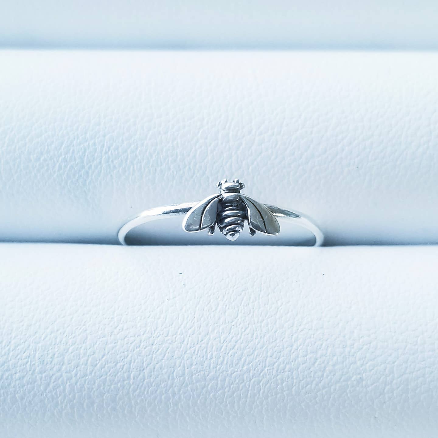 Beehappy Ring