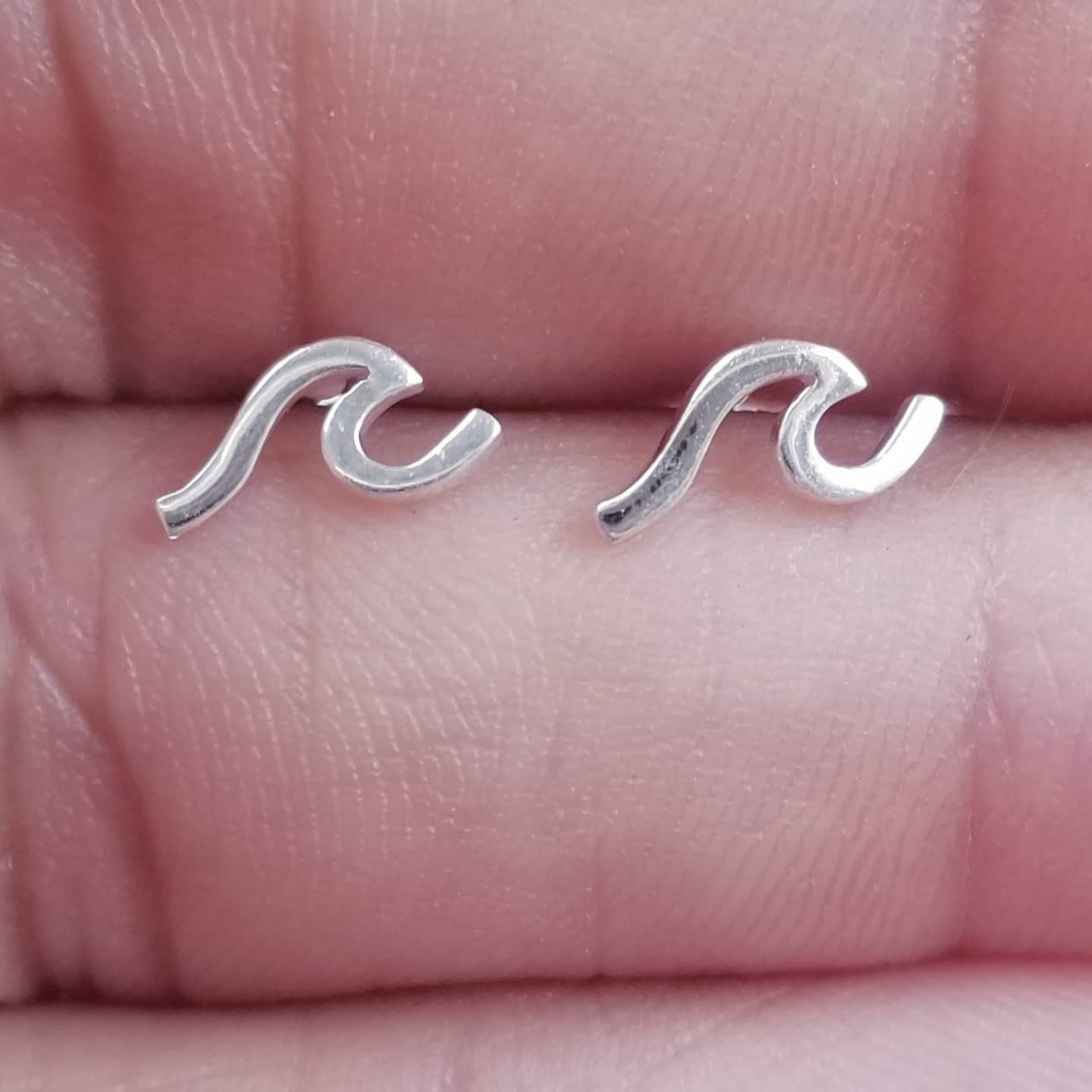 Tiny Wave Studs