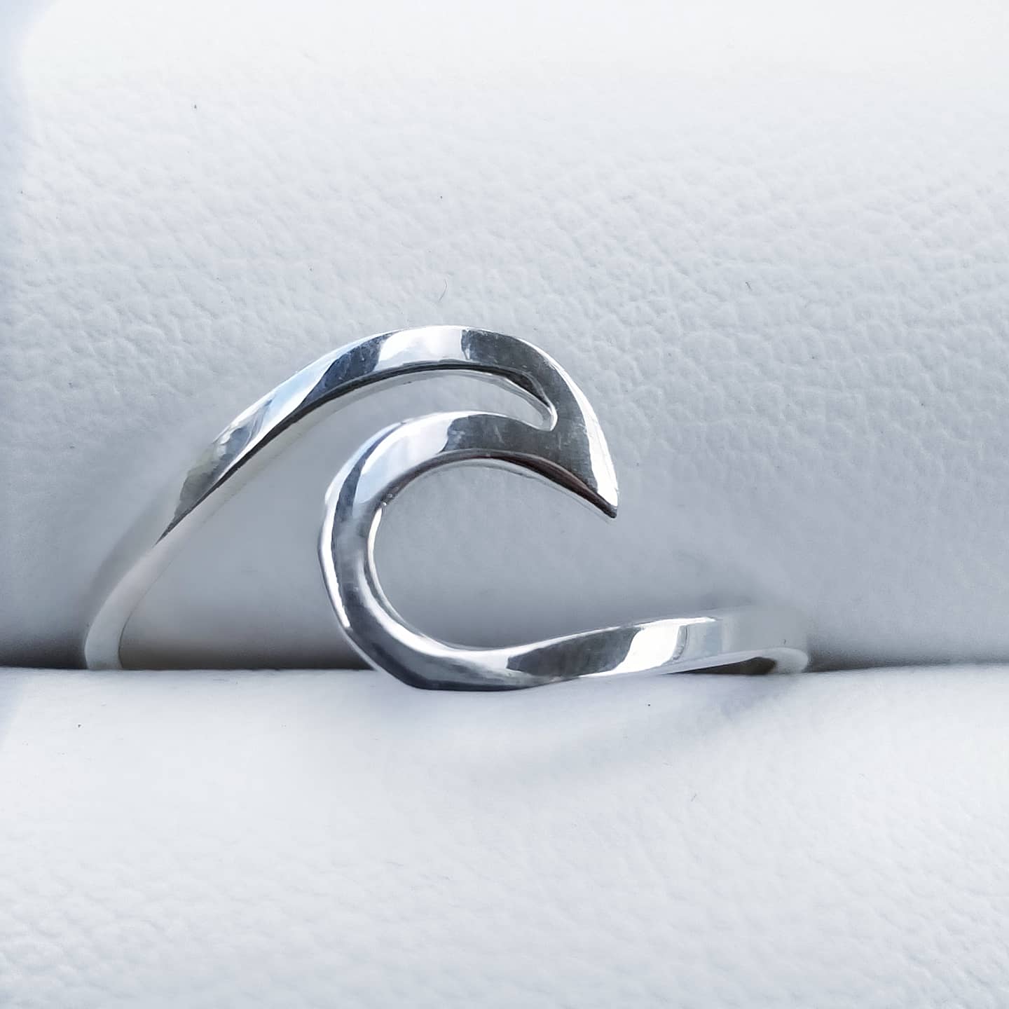 Waves Swim Ring