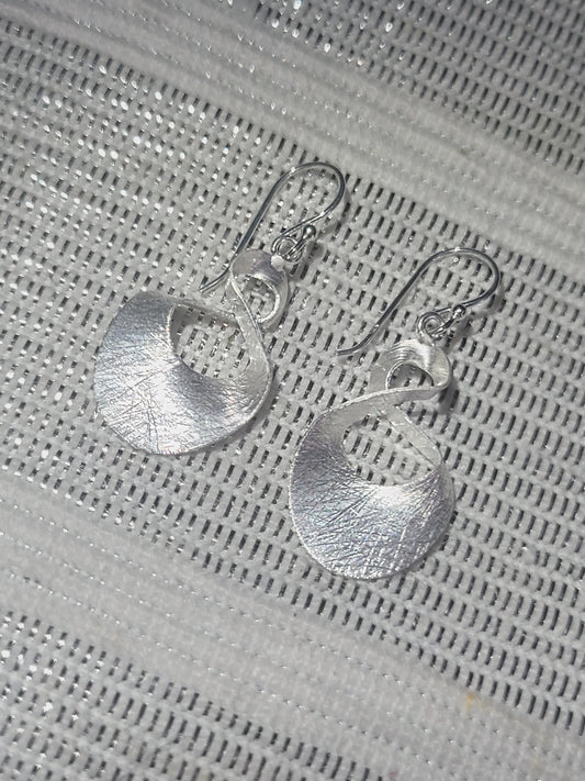 Sterling Silver Matte Infinito Earrings