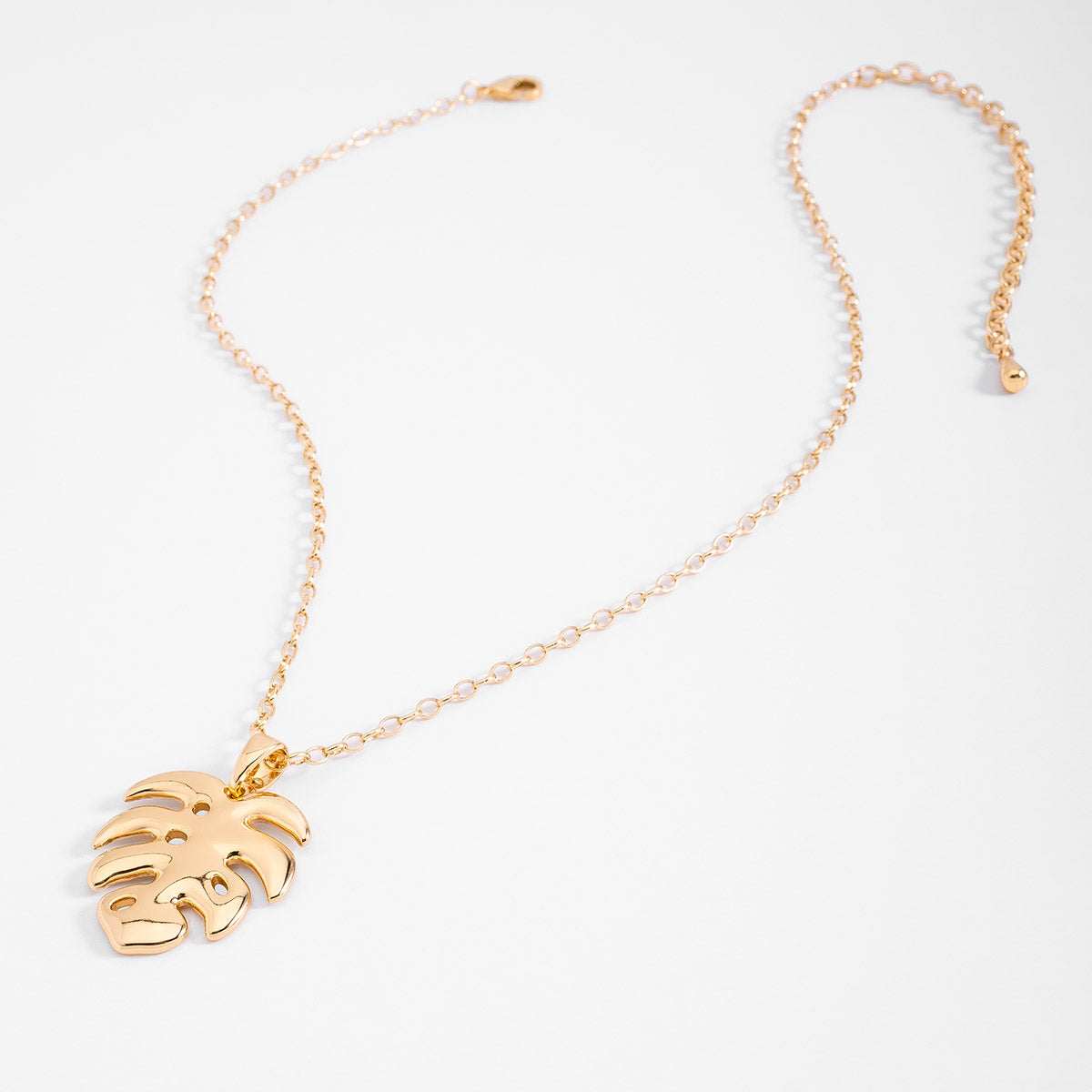 Monstera Tropical Necklace