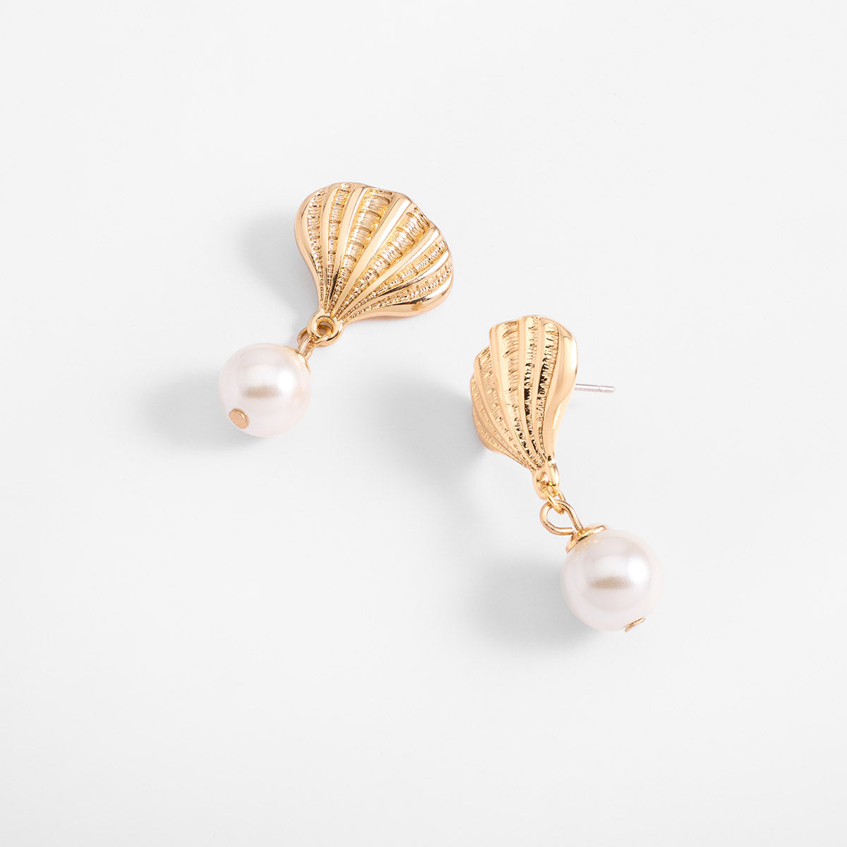 Shell Glow Golden Earrings