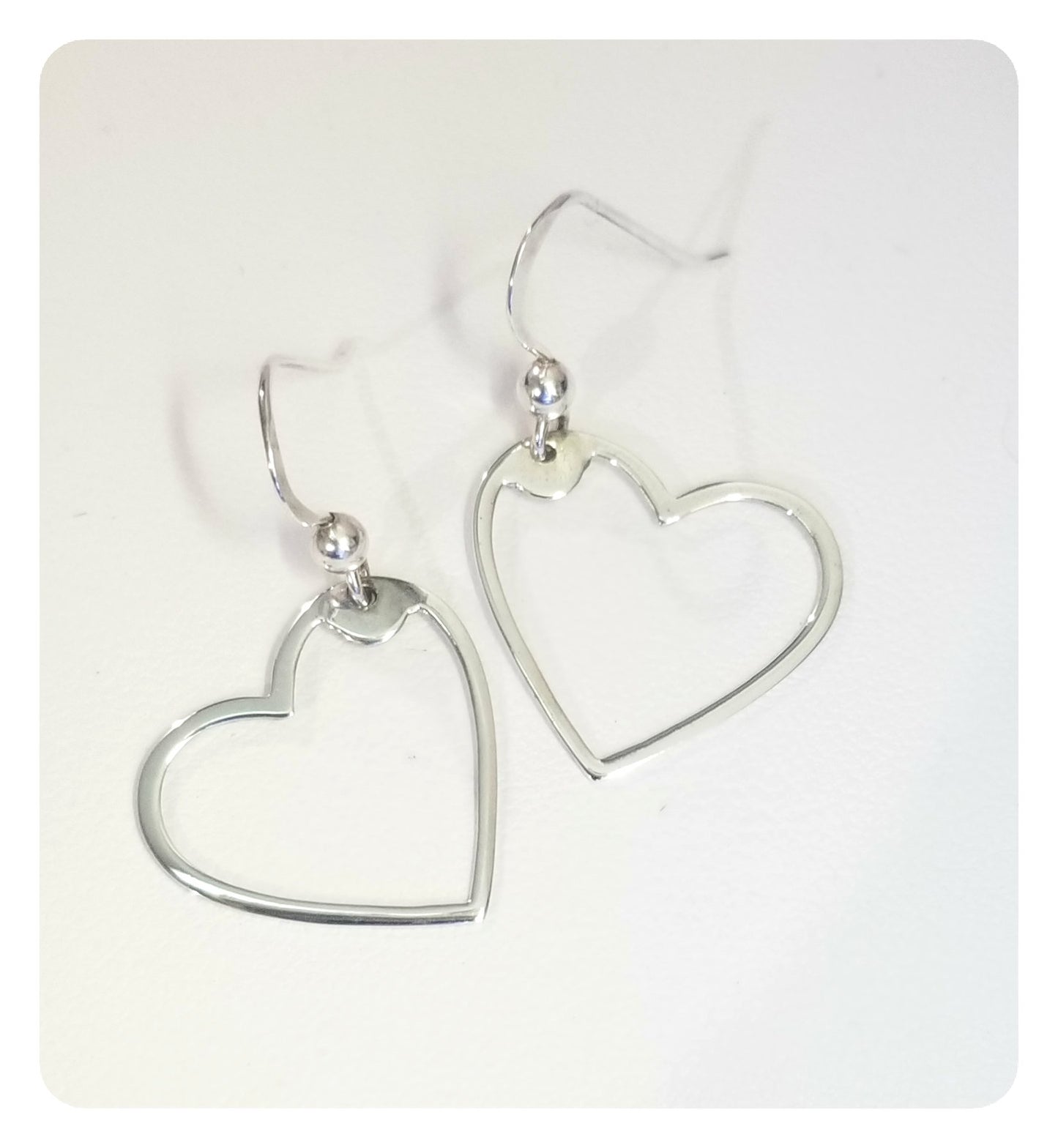 Cuteness Hearts Earrings