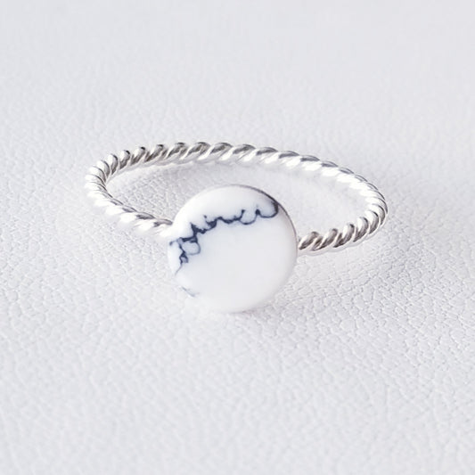 Minimalist Howlite Ring